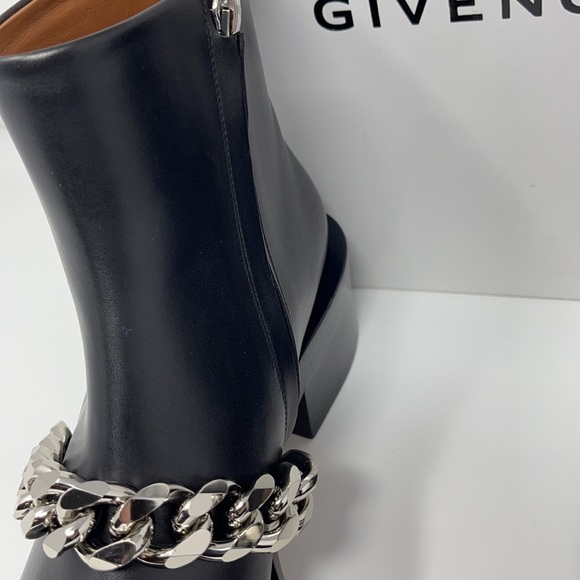 Givenchy Black Leather Silver Chain Ankle Boots NIB - Picture 13 of 15